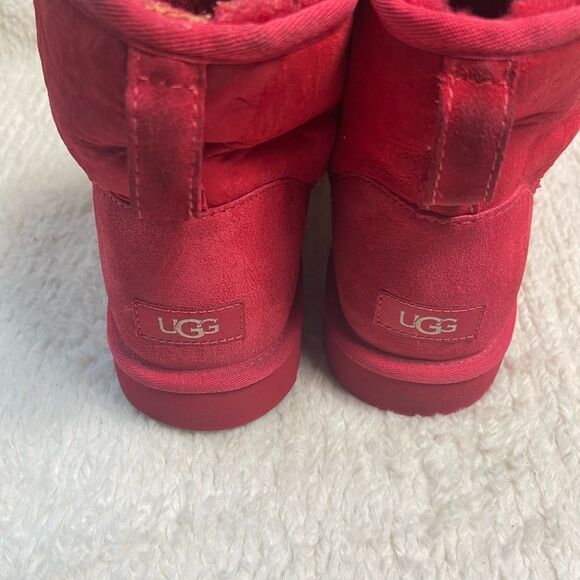 UGG Classic Mini Red suede, Fur lining slip on boots Men SZ13 main image 12